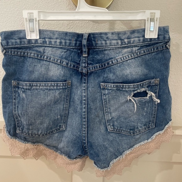 Free People High Rise Denim Shorts with Lace Accent Size 27 - Picture 8 of 8